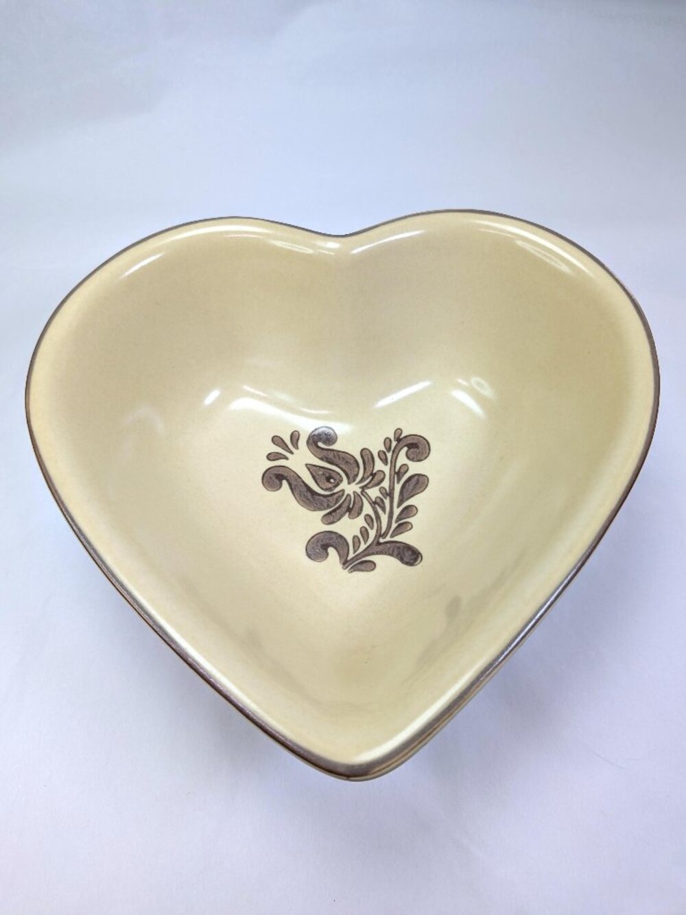 Pfaltzgraff Village Stoneware Heart Shaped Bowl 8" VTG Serving Dish Farmhouse